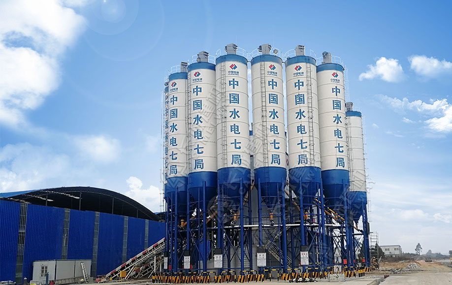 中國(guó)水電七局廣汕高鐵雙180型高鐵混凝土攪拌站