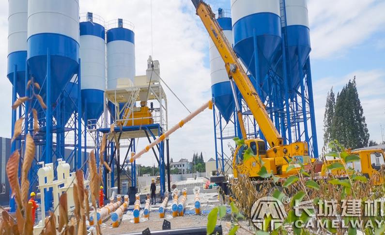 大型商混站現(xiàn)場